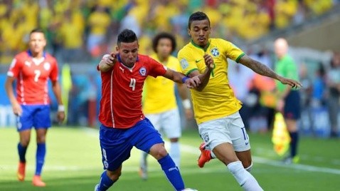 Blackburn se pone a la fila para agrandar la alegría de Cristóbal, el pequeño fanático de Ben Brereton.