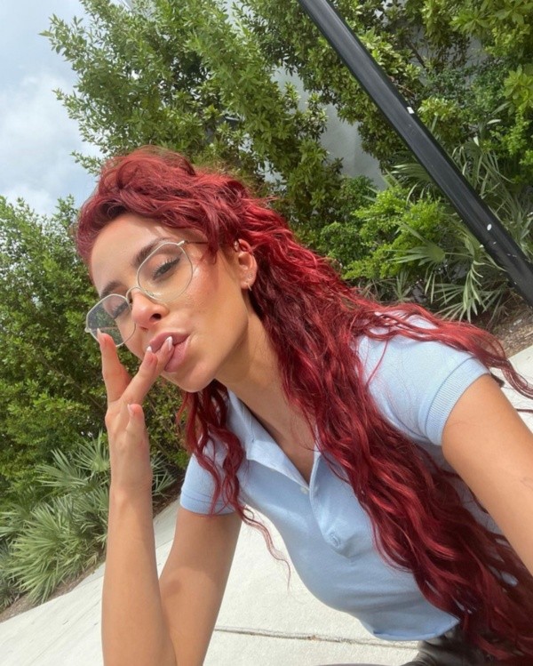 La publicación con la que Cami Gallardo dio a conocer su radical cambio de look.(5)