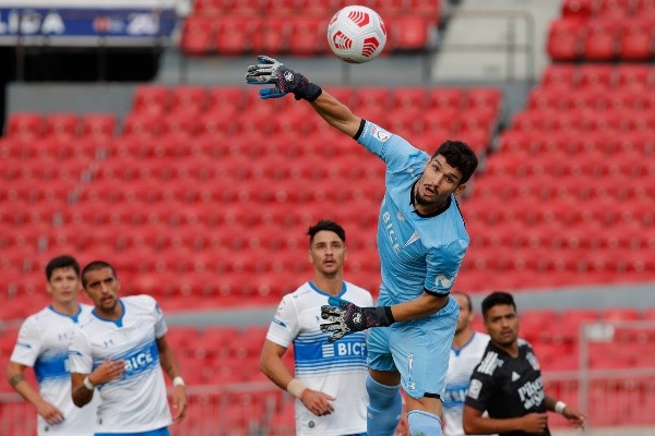 Dituro deja la UC para emigrar a España.