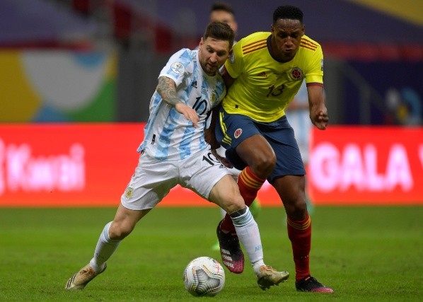 Messi y Mina no se quieren ni ver tras la polémica en Copa América. Foto: Getty Images