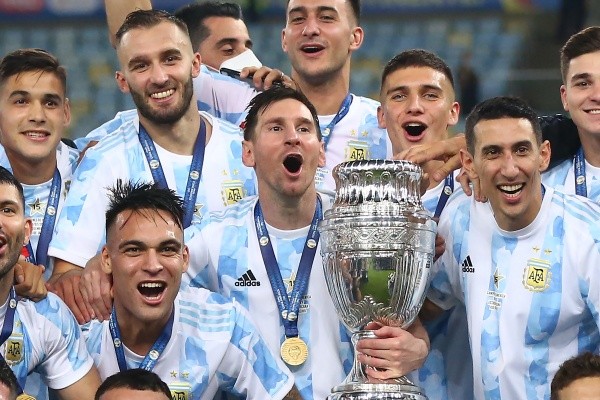 Messi y Di Maria buscaron por años un título con Argentina. Por fin lo lograron. Foto: Getty Images