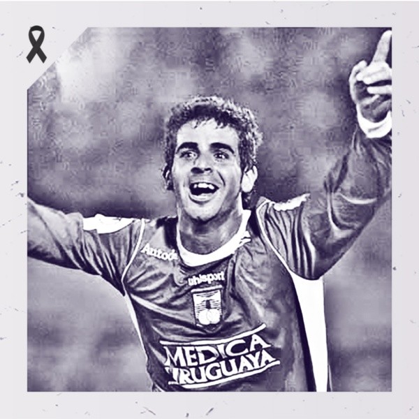 Defensor Sporting, club formador de Martínez, publicó una emotiva fotografía con sus respectivas condolencias.