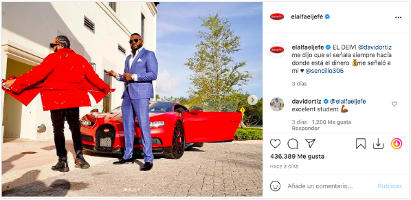 El Alfa junto a su Bugatti y a David Ortiz.