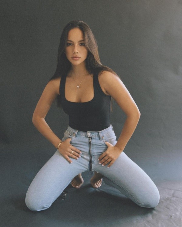 Katerina Safarova, ¿la nueva conquista de Alexis Sánchez? (2)