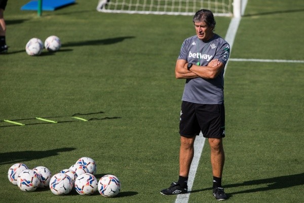 Manuel Pellegrini, coach, during Real Betis training at the Luis del Sol Sports City on September 23, 2020 in Sevilla, Spain.-Not Released (NR)