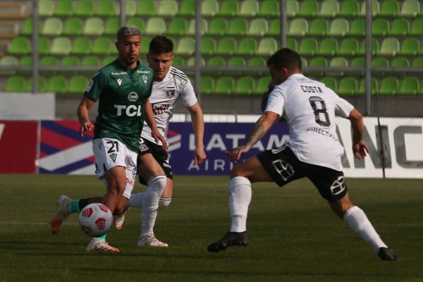Gabriel Costa ante Wanderers - AgenciaUno