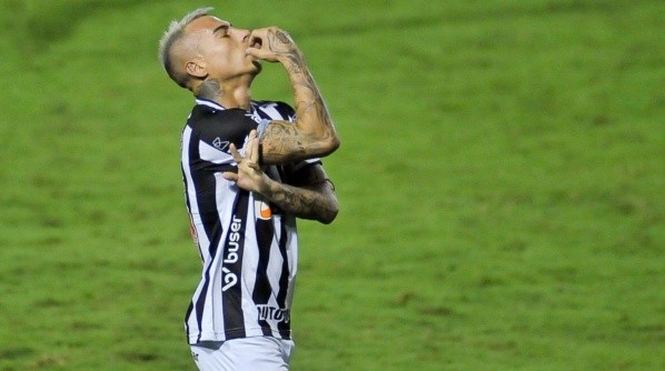 Vargas será titular en el Mineiro para buscar las semifinales de Copa Libertadores. Foto: Getty Images