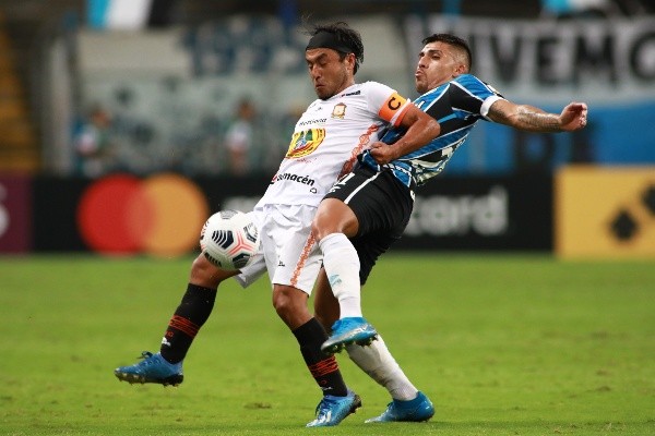 Pinares dejaría Gremio a sólo 8 meses de su arribo a Brasil.