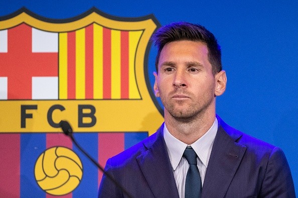 Messi se despidió del Barcelona y quieren vetar su arribo a PSG.