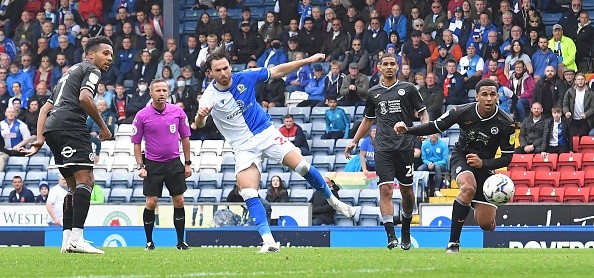 Brereton y su gol de penal en el Blackburn Rovers.