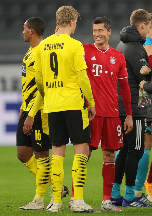 Lewandowski y Haaland animarán un partido a parte en la ofensiva de cada equipo. (Foto: Getty)