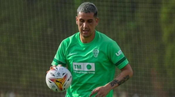 Enzo Roco sufrió en España con la goleada del Villarreal sobre el Elche