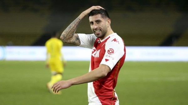 Memo irá con todo ante los ucranianos por un boleto a Champions.