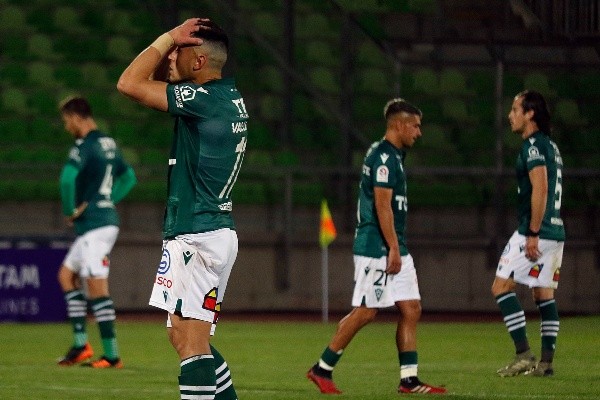 El abogado de 25 años aterrizó en Wanderers junto a su abuelo, Reinaldo Sánchez.