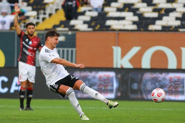 Albornoz fue titular ante Antofagasta y disfruta de Colo Colo. Foto: Agencia Uno