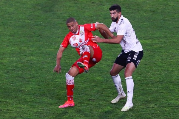 Emiliano Amor destacó el momento que vive Colo Colo. Foto: Agencia Uno