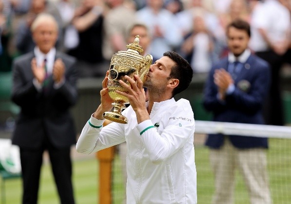 “Nole” viene de ganar Wimbledon y es el gran favorito para ganar el US Open. (Foto: Getty).