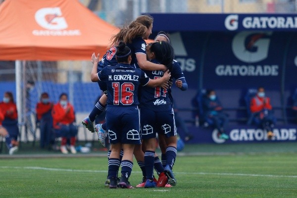 La U goleó a Deportes Temuco y sigue líder del Grupo B del Campeonato Nacional