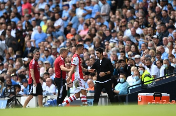 Mikel Arteta está más que discutido en su cargo como entrenador del Arsenal. (Foto: Getty Images)