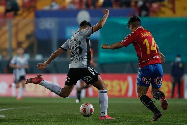 Pablo Solari fue la gran figura de Colo Colo ante Unión Española (Agencia Uno)
