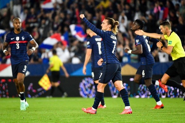 Antoine Griezmann anotó el gol del empate francés (Foto: @equipedefrance)