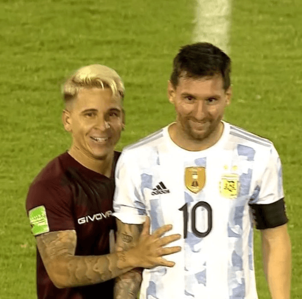 Yeferson Soteldo fue felicitado por Lionel Messi.