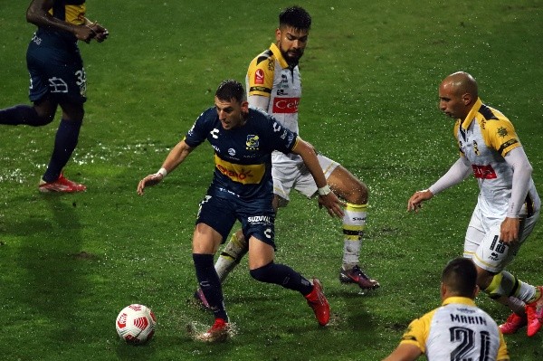 Cerato no ha podido ser regular en Everton por las constantes lesiones. (FOTO: Agencia Uno)