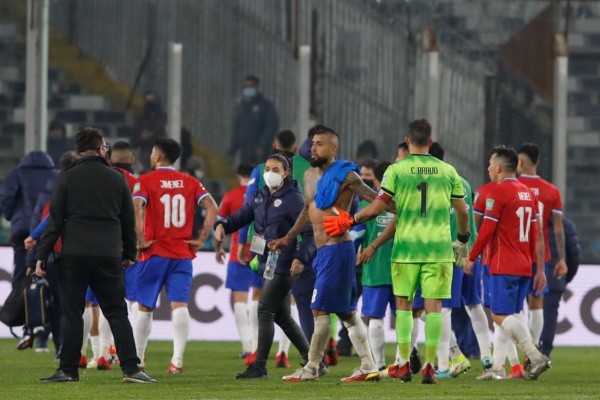 La Roja no pudo ante Brasil y complicó su camino a Qatar. Foto: Agencia Uno