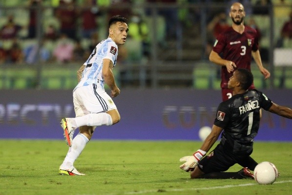 El Toro abrió la senda goleadora de Argentina ante Venezuela por Eliminatorias.