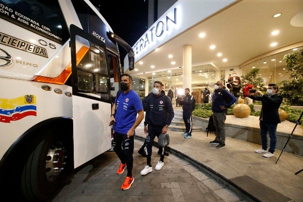 El viaje de la ilusión de Chile a Ecuador (Carlos Parra, ANFP)