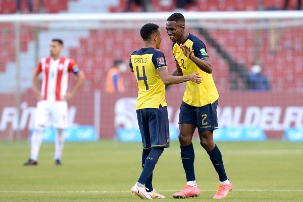 Ecuador derrotó a Paraguay y llega encendido a enfrentar a Chile. Foto: Getty Images