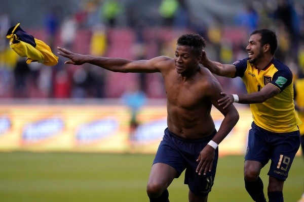 Ecuador hace cinco cambios respecto al duelo que le ganó a Paraguay