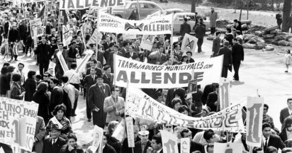 La Red estrena en TV abierta La Batalla de Chile.(2)