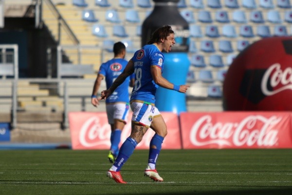 Montecinos celebra su gol frente a La Calera (Agencia Uno)