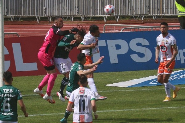 Los Caturros ganó por primera vez de local luego de ocho meses.