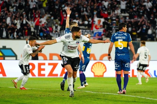 Emiliano Amor marcó uno de los dos goles anulados en el primer tiempo a Colo Colo por posiciones ilícitas. | Foto: Guille Salazar