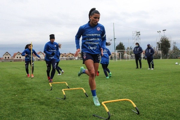 María José Urrutia espera sacar buenos resultados ante Uruguay. (Foto: Comunicaciones ANFP)