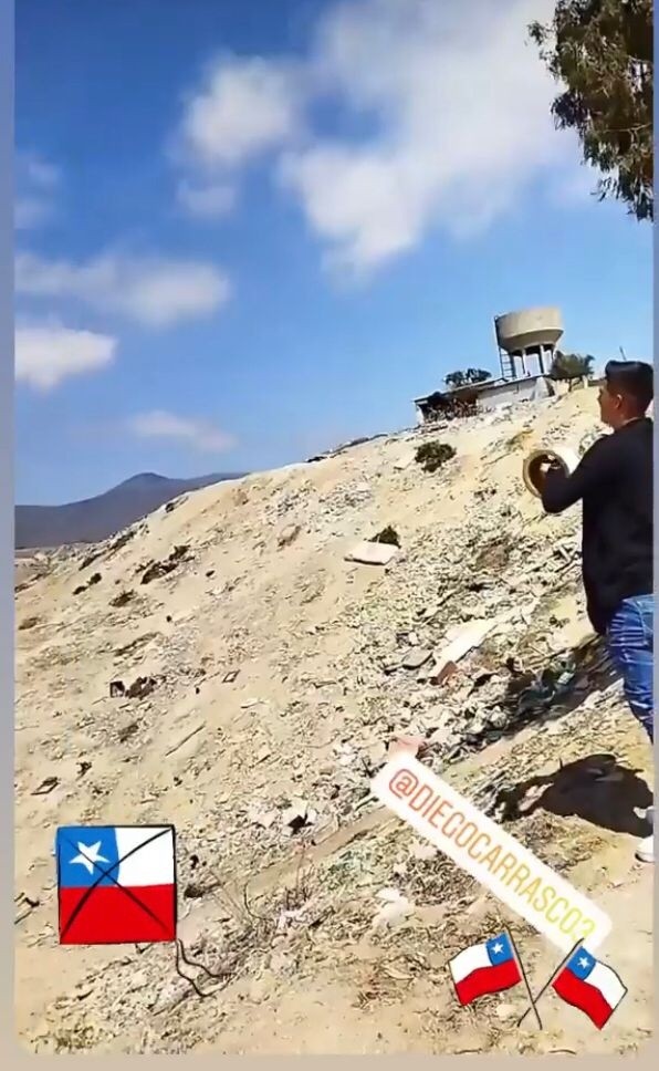 Diego Carrasco comparte una imagen en sus redes sociales donde se le ve elevando volantín, como una costumbre nacional