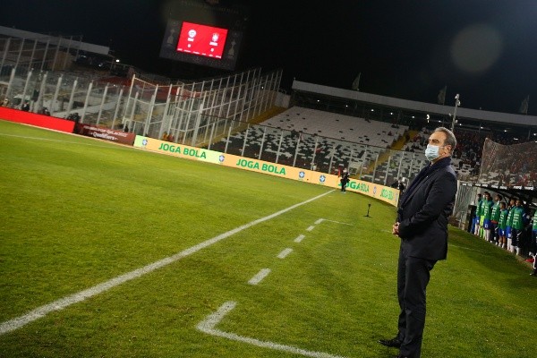 La selección chilena podría dejar de jugar en Santiago y trasladarse a provincia