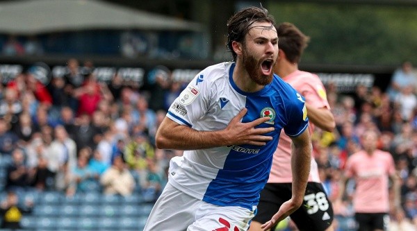 Ben Brereton Díaz está dando que hablar con su nivel en Inglaterra y la selección chilena se prepara para recibirlo en su mejor momento. Foto: Rovers