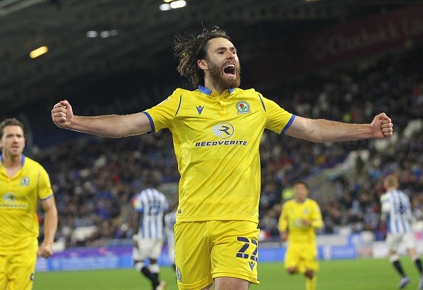 Brereton marcó doblete para el Blackburn Rovers en derrota contraHuddersfield Town.