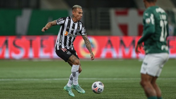 Eduardo Vargas fue calificado con nota 7.0 por su partido ante Palmeiras (Getty Images)