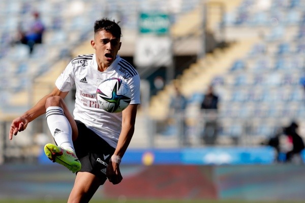 Pablo Solari está más que interesado en seguir con Colo Colo. (Foto: Getty Images)