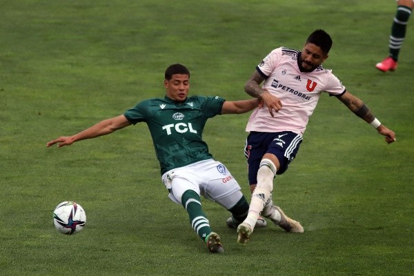 La U perdió contra Santiago Wanderers tras el superclásico y el Decano sigue en racha.