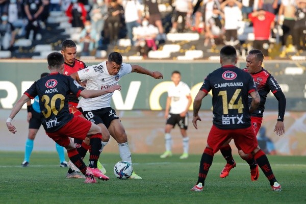 Ñublense sorprende a Colo Colo en el estadio Monumental (Agencia Uno)
