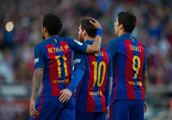 Lionel Messi y Neymar ahora conforman un tridente junto a Kylian Mbappé en lugar de Luis Suárez. (Foto: Getty Images)