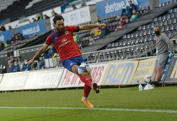 Brereton llega a la triple fecha de Eliminatorias con 9 goles en el bolsillo por los Rovers.