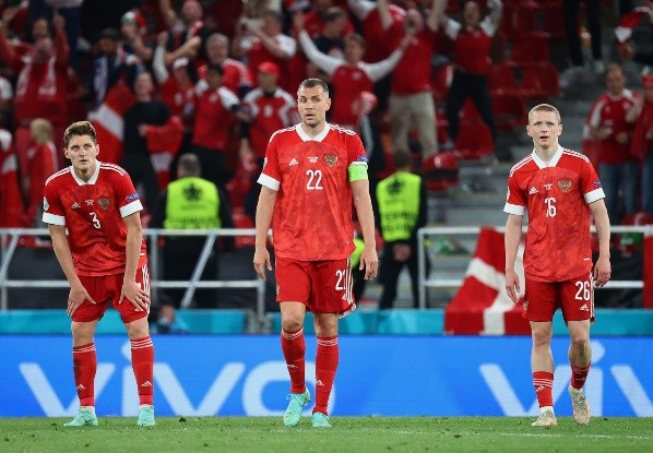La camiseta de Rusia es de las más parecidas a la de Chile a nivel de selecciones. (Foto: Getty Images)