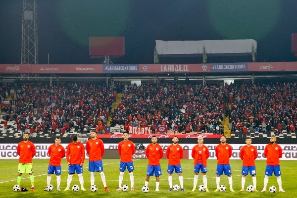 Chile tendrá que salir a jugarse la vida en esta triple fecha de eliminatorias. Solo le sirve sumar, ya que otro resultado lo alejaría de la zona de clasificación. Foto: Agencia Uno