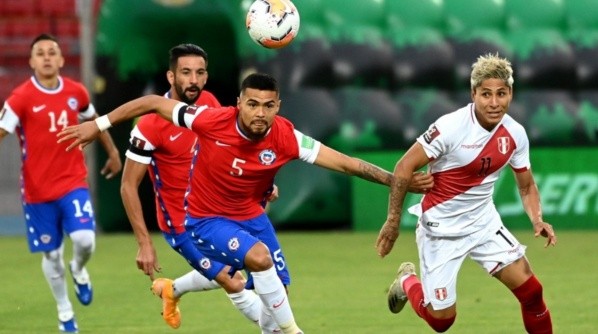 La Roja tendrá un duro duelo esta noche ante Perú.